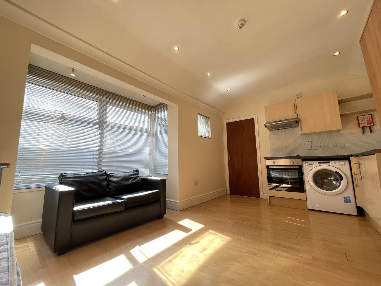 Property photo - Flat 3, 33 Woodville Road, Cathays, Cardiff