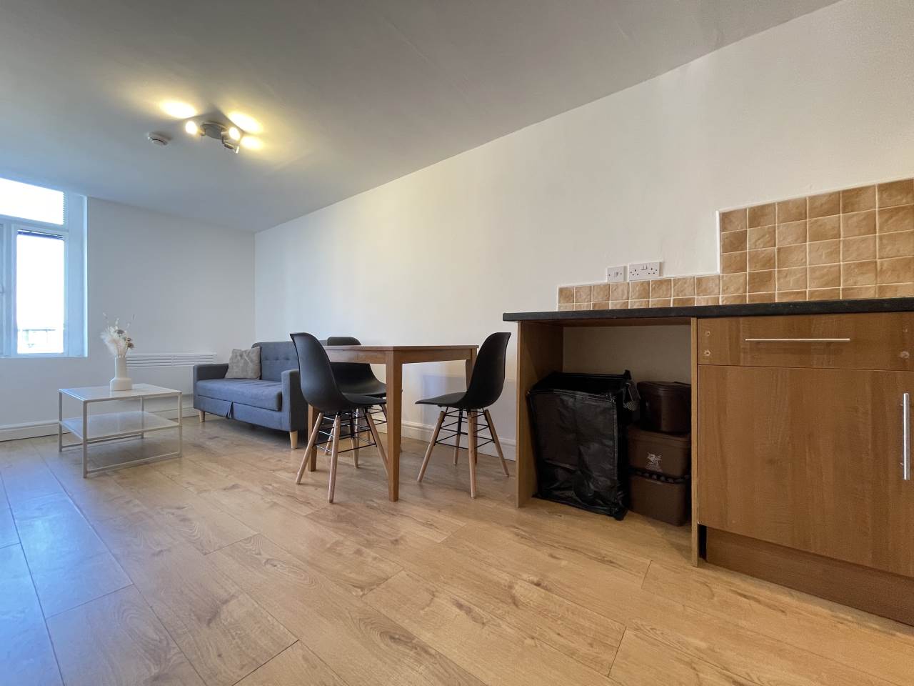 Property photo - Flat 4, 5 Crwys Road, Cathays, Cardiff