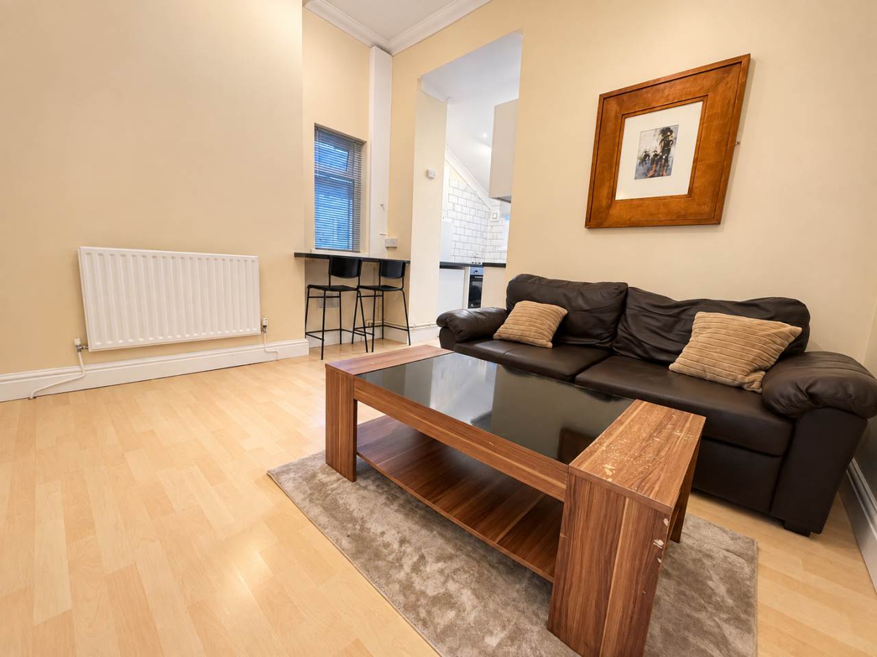 Flat 1, 94, Claude Road, Roath, Cardiff - photo 2