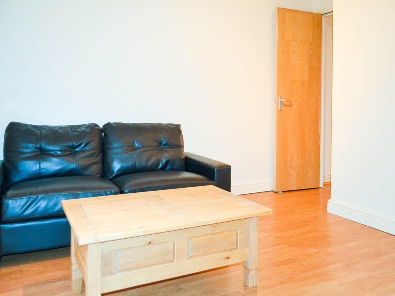 Flat 2, 51, Richmond Road, Roath, Cardiff - photo 2