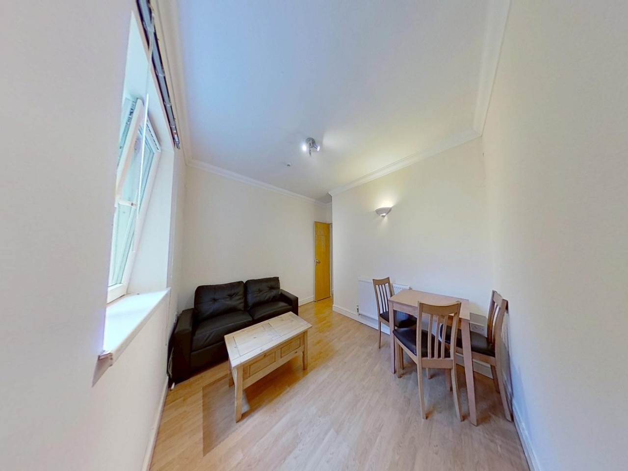 Flat 2, 51, Richmond Road, Roath, Cardiff - photo 3