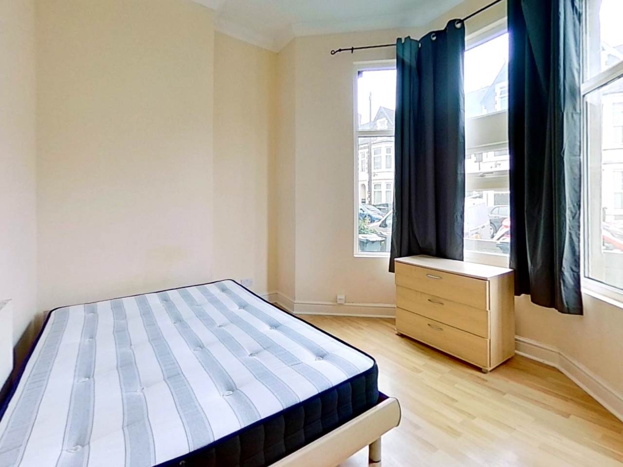 Flat 1, 92, Claude Road, Roath, Cardiff - photo 5
