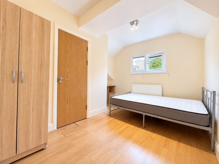 Room in Shared Property in Cathays, Cardiff